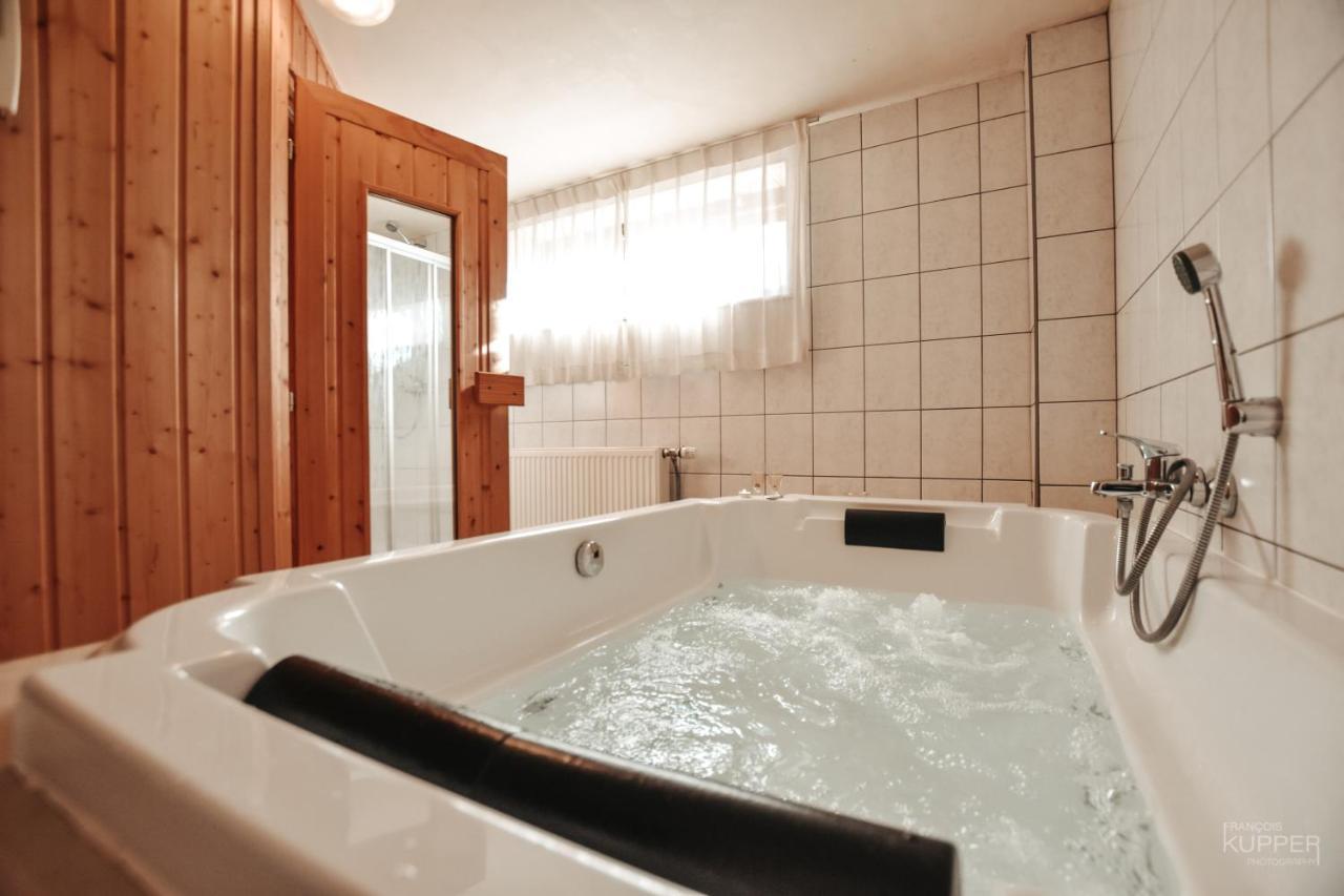 Le Milan Royal 26 Pers, Malmedy, Balneo, Vue, Calme Villa Kültér fotó